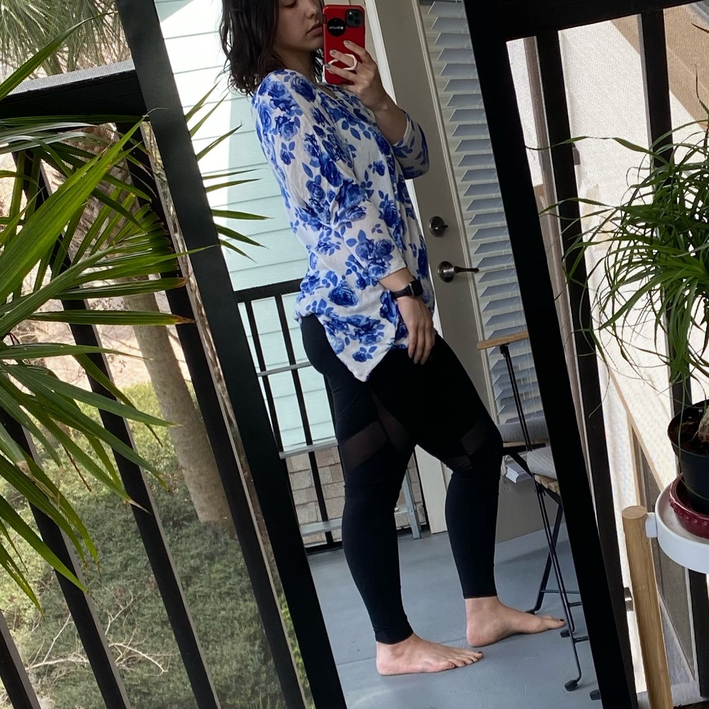 H&M Divided Oversized Floral Knit Top